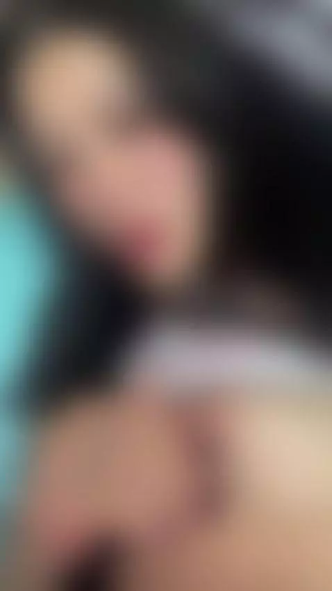 Encuentra mas de mi en https://es.stripchat.com/Julieta_Cort... by julieta-cortes