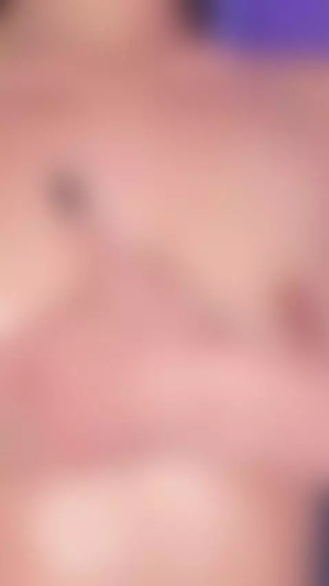 Oil in my smalltits♥ by julieta-cortes