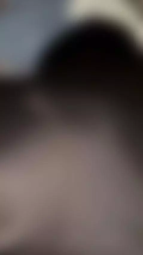 Algo se esconde y quiere salir a sorprenderte 😏 by malavidcc