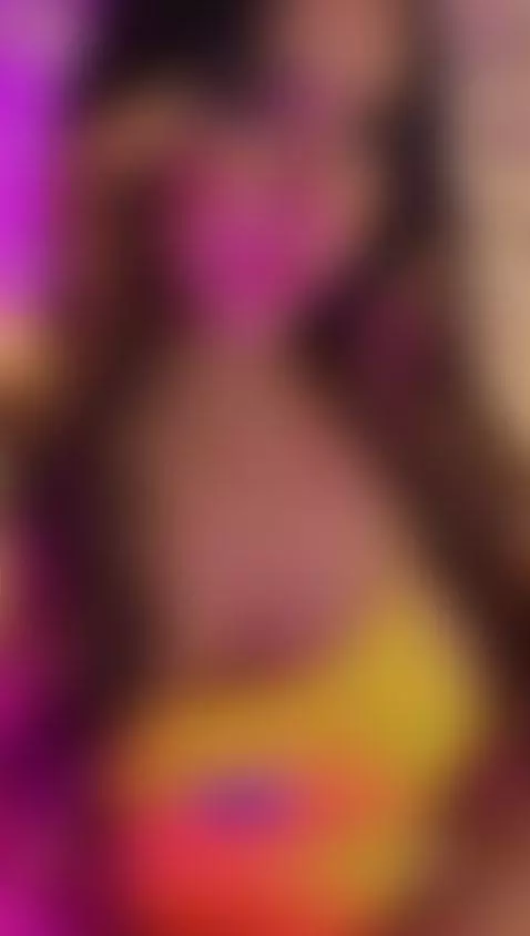 I'm a Camsoda girl! Dont forget follow me ♥ by giannismith