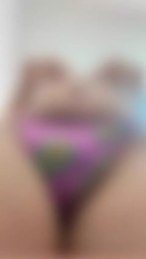 Bounce my boobs by giannismith