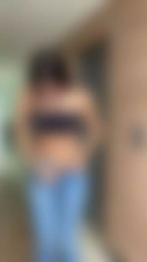 Close your eyes 🙈 by dahyn111