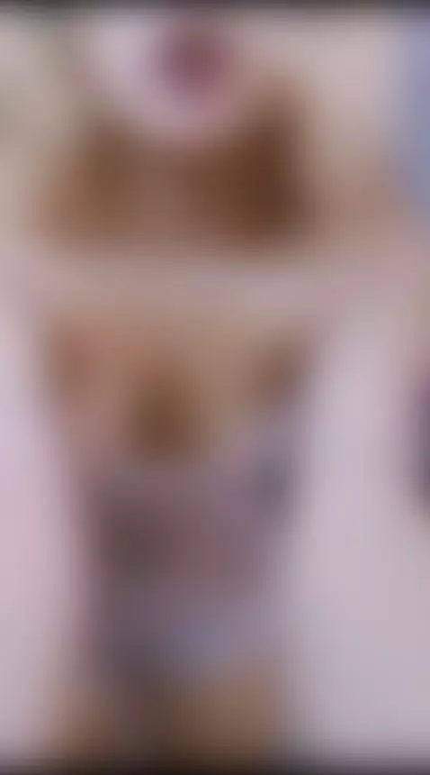 Take out my pijama and laid with me by habiy069