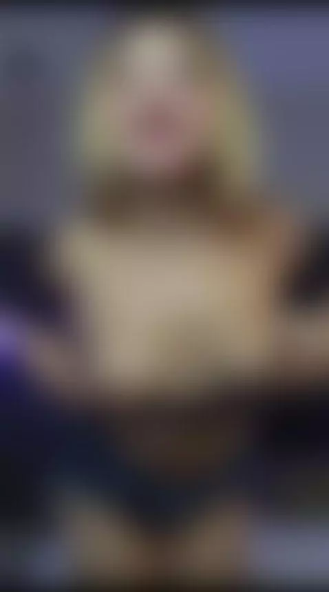 My pink nipples are wating for your tungue by habiy069