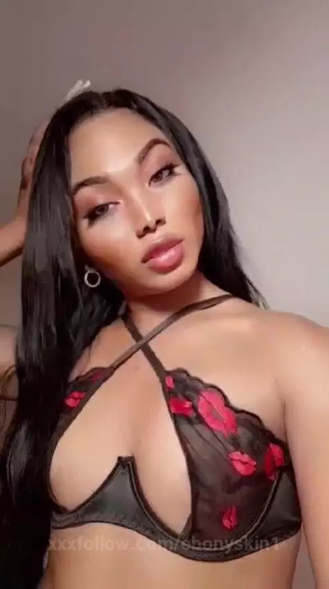 https://stripchat.com/EbonySkin/follow-me by ebonyskin1