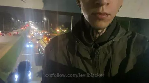 chill by leviiblacker