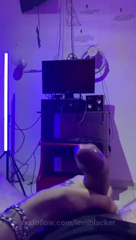 Video by leviiblacker