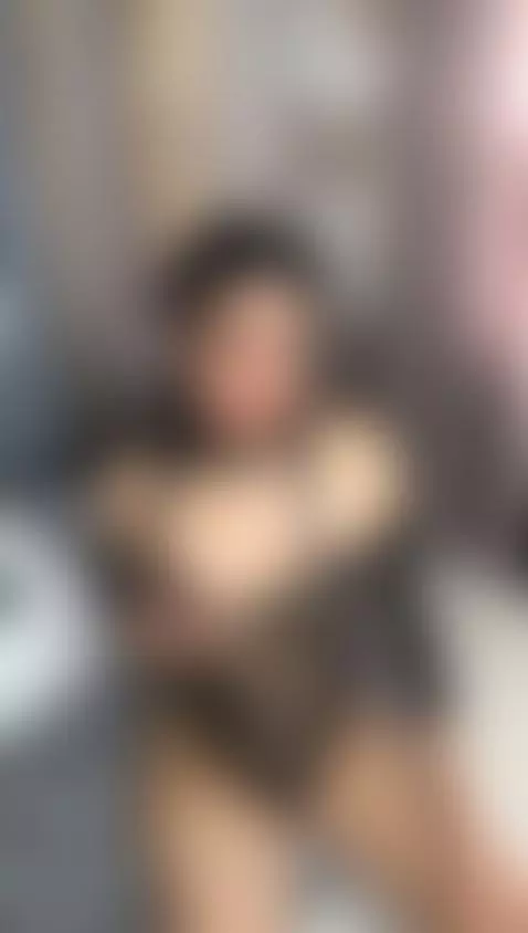 I imagine the humidity of your tongue on my body and I can't... by evacollinss