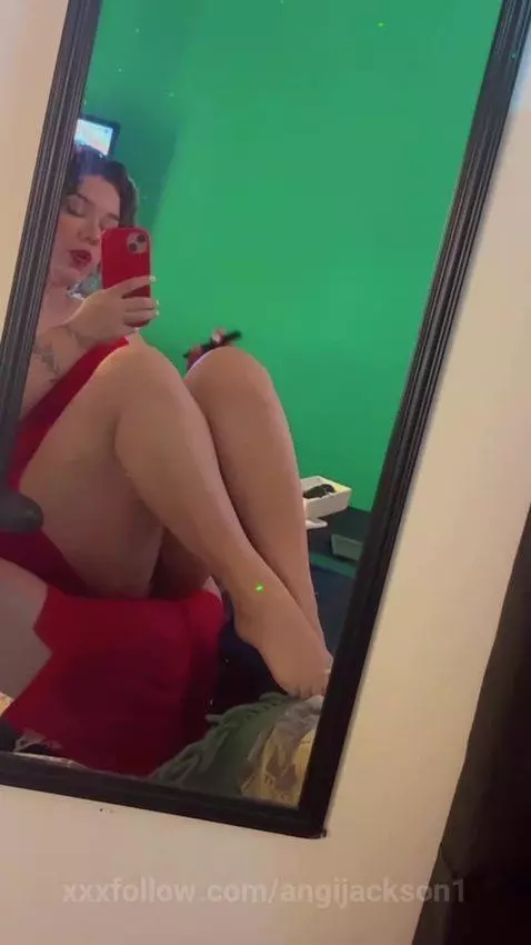 que rico que te llegue un video asi a tu whatsapp by angijackson1