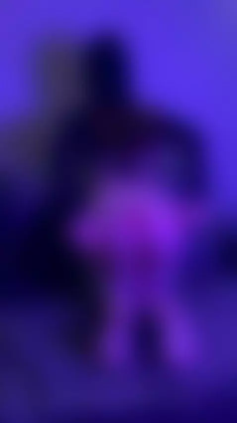 Let me sit on your face and smother you with my thick thighs... by tissymay