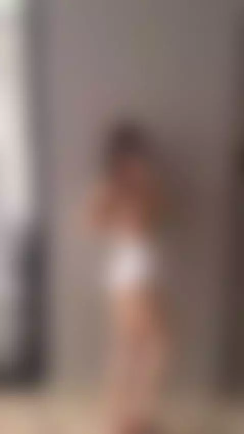 Crucial query? lingerie or au naturel What's your preference... by tissymay