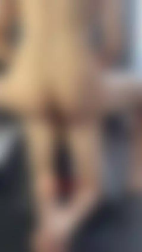 Throwing it back in DoggyStyle by tissymay