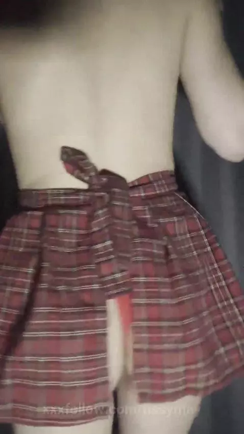 Follow me by tissymay