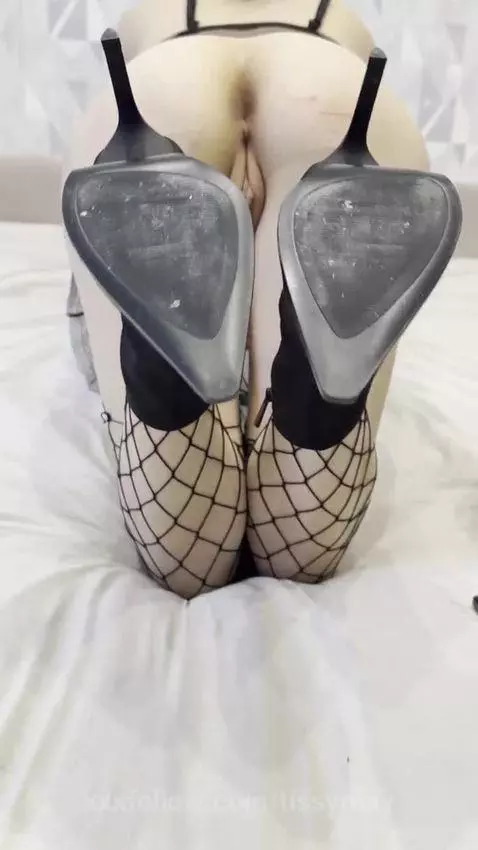 Follow me by tissymay