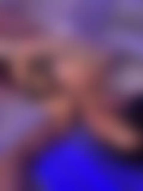 I just came to remind you that I am your favorite addiction💙 by xiaphoenix