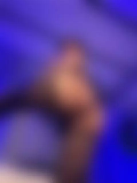 come here and show me who's boss, my ass is ready for you 🔥 by xiaphoenix