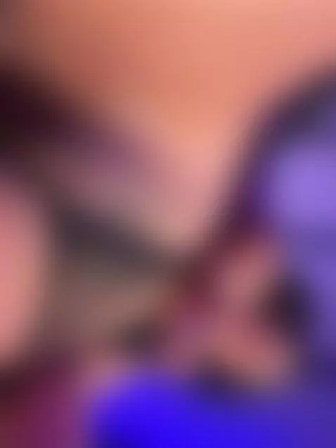 I love to record her up close how wet she is for you by xiaphoenix