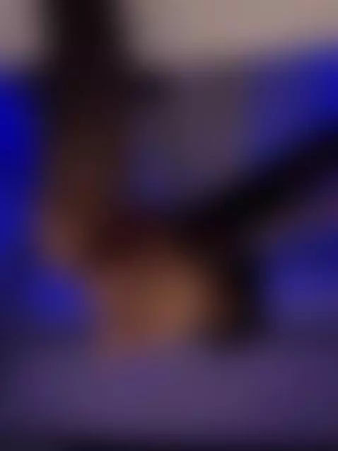 I know you like being underneath enjoying this view by xiaphoenix