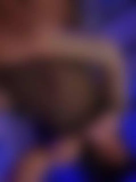 Do you want to go down and use your tongue? by xiaphoenix