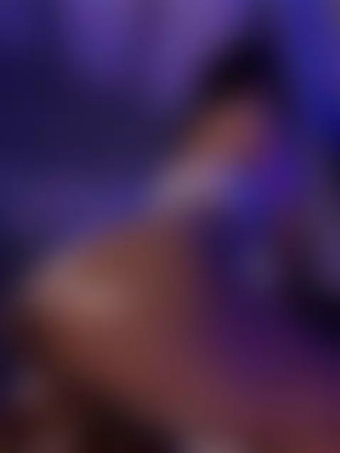 I love bouncing it on that big cock by xiaphoenix