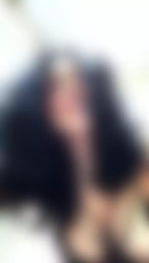 Dangerously addictive🖤 by xiaphoenix