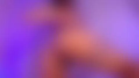 Come fuck your favorite brunette, I know you want me  🔥💦 by xiaphoenix