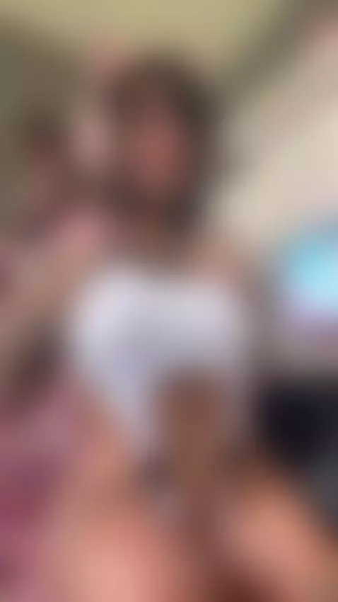 boo ! 😳 by bonniehon