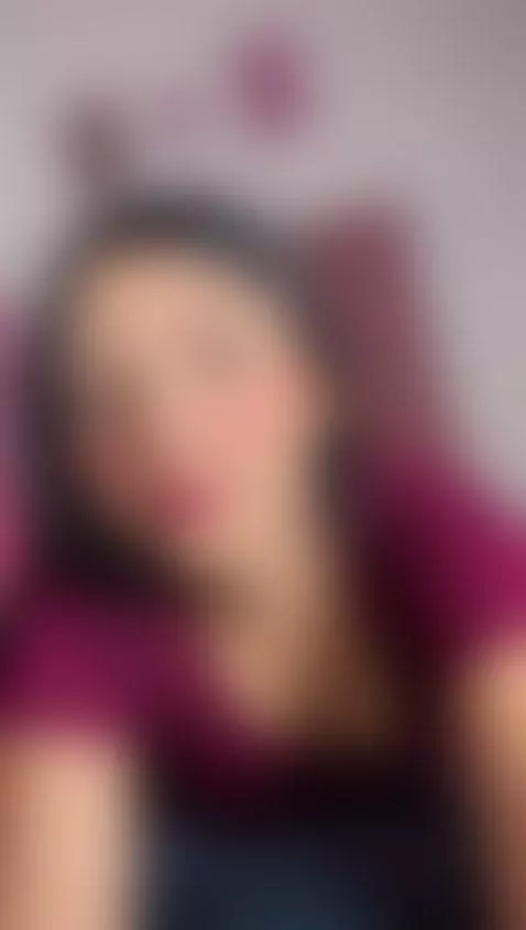 hello!!💖 by crystal-brubano