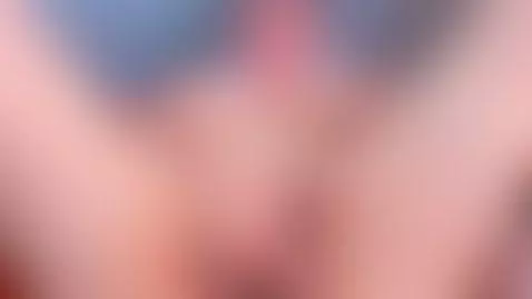 fuck me and make my squirts yours 💦💦 by cristalbenet