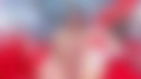 This burning wet and fat pussy is waiting for your hot daddy... by cristalbenet