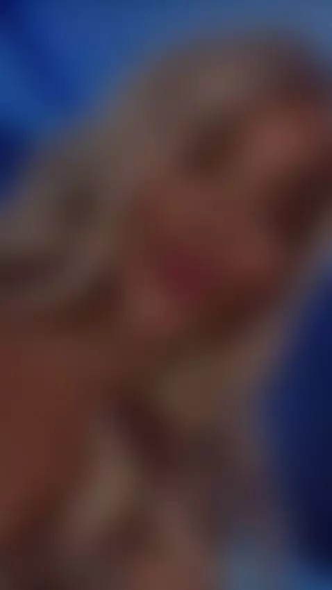 Do you like blondes with big butts like me, my love?  🩵 by antonellamorelli