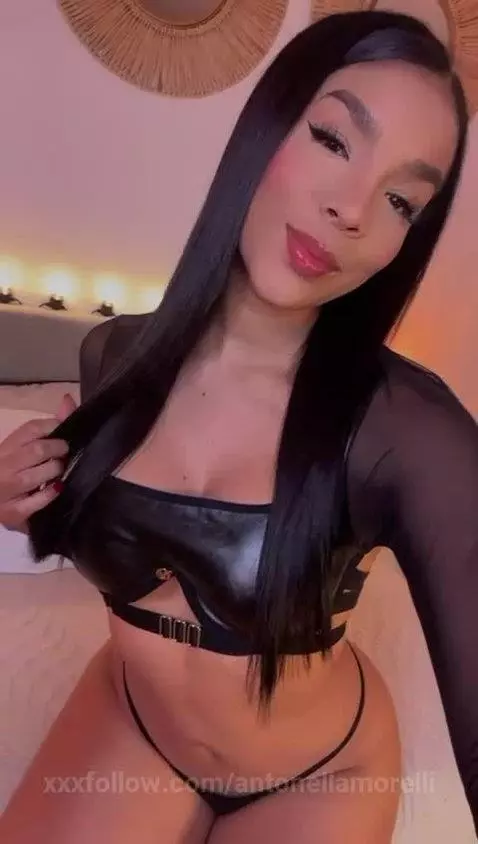 😈🔥AND IF YOU COME TO MY ROOM FOR A MOMENT AND WE PLAY LOVE🔥😈... by antonellamorelli