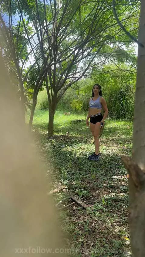 rapido antes que venga mi vecino / Quickly before my neighbo... by helenacostelo