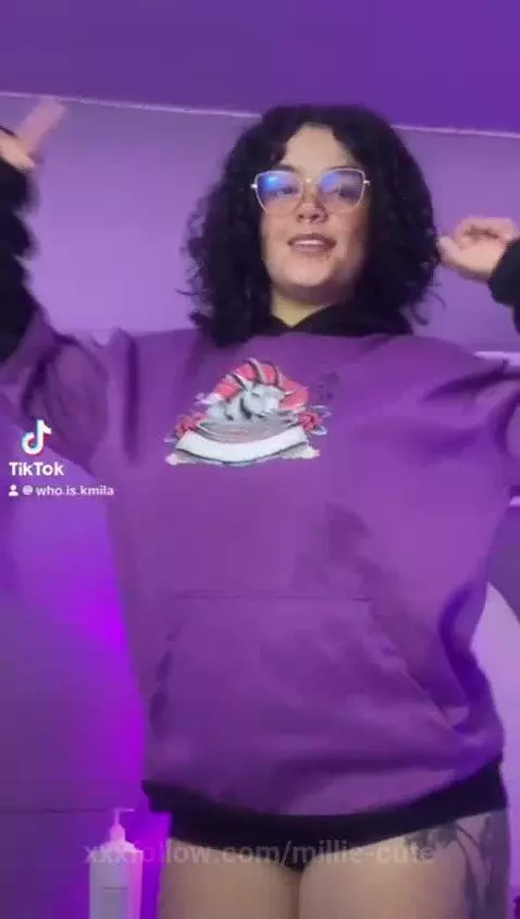 It has me badly! 😏🤭 by millie-cute