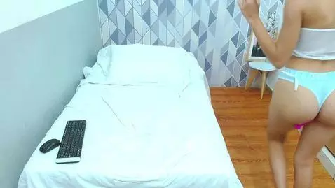 I bet u wanna taste this tight ass by littlecutiee