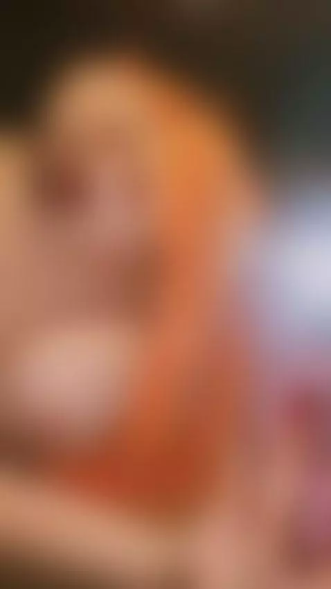 ONLINE by sofiisweet