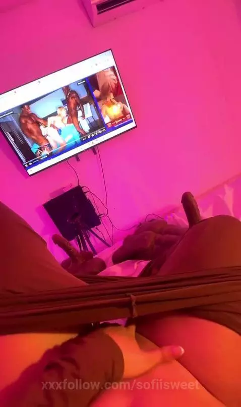 This pussy is burning by sofiisweet