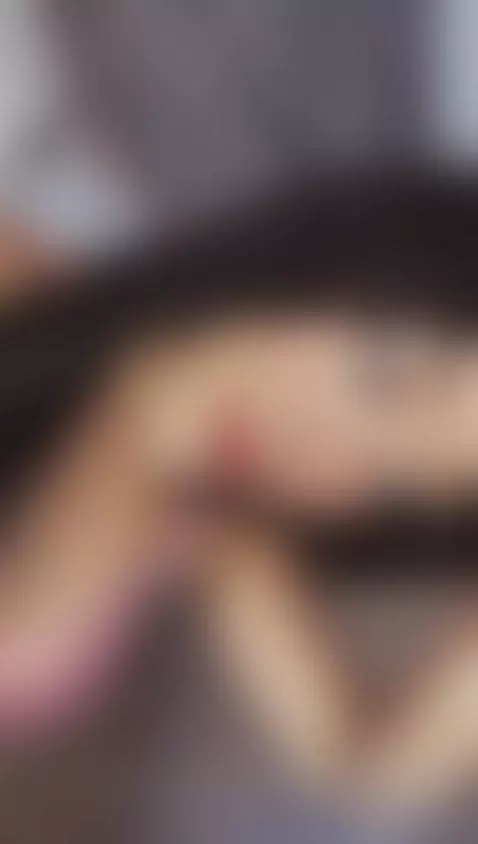 I have new content and I'm online come see me by sofiisweet