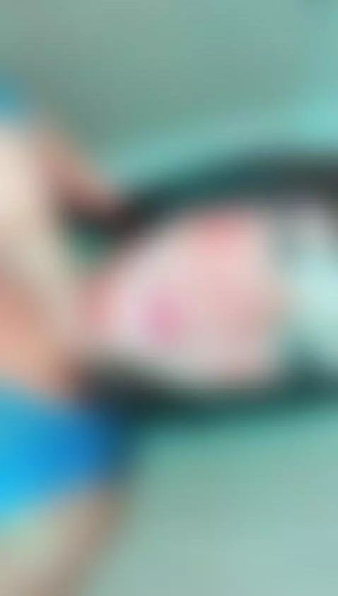 hi, IM ONLINE NOW!! COME HERE by sofiisweet