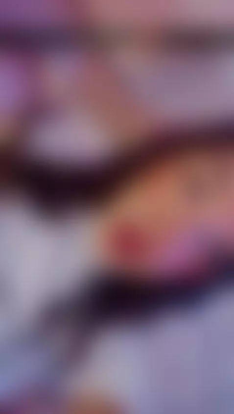 heyyyy  come  with me , IM ONLINE NOIW!! by sofiisweet