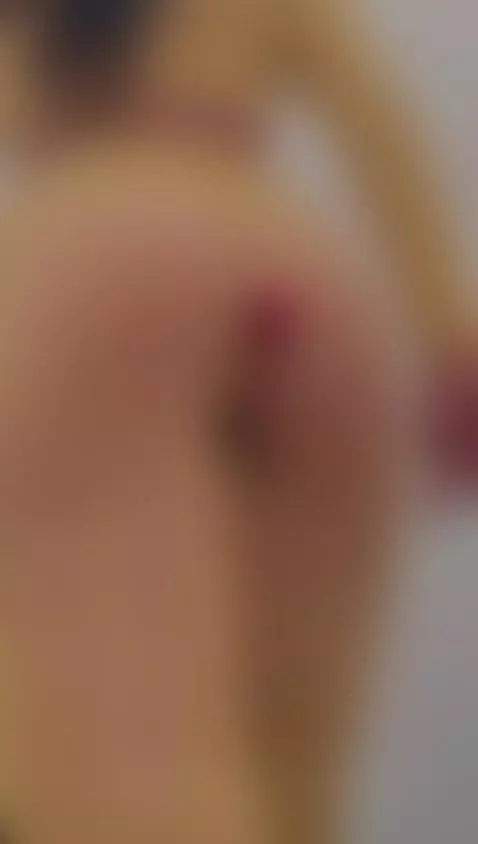 come  and play  with my sexy ass by sofiisweet