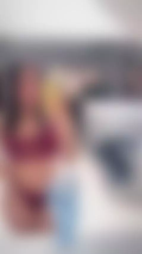 ONLINE by sofiisweet