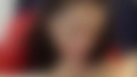 I stretch my mouth to put a cock in by valentinaswallows