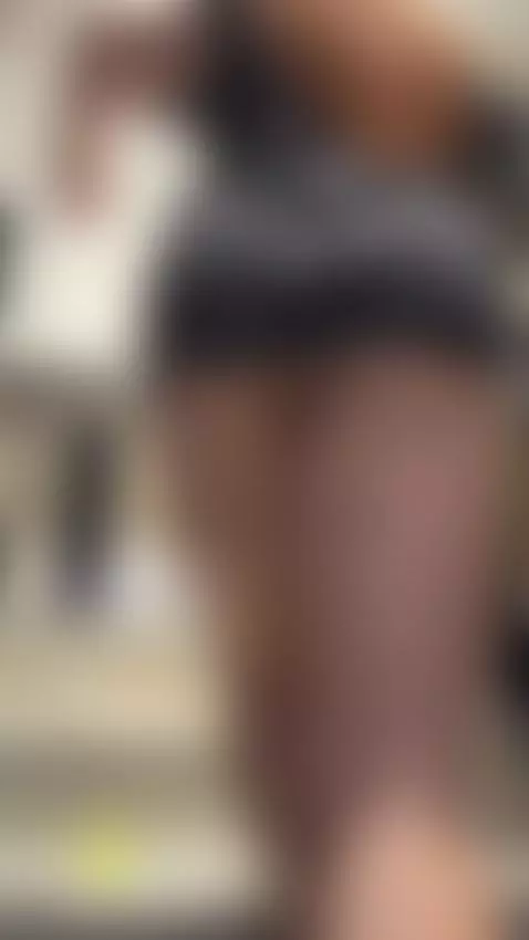 public, amateur, bigass by lauraahaze