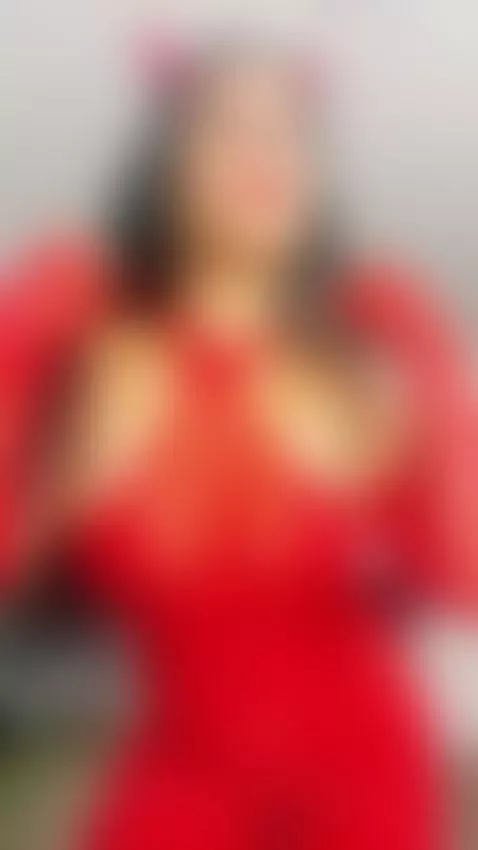 Your favorite devil  😈 by miis-flora