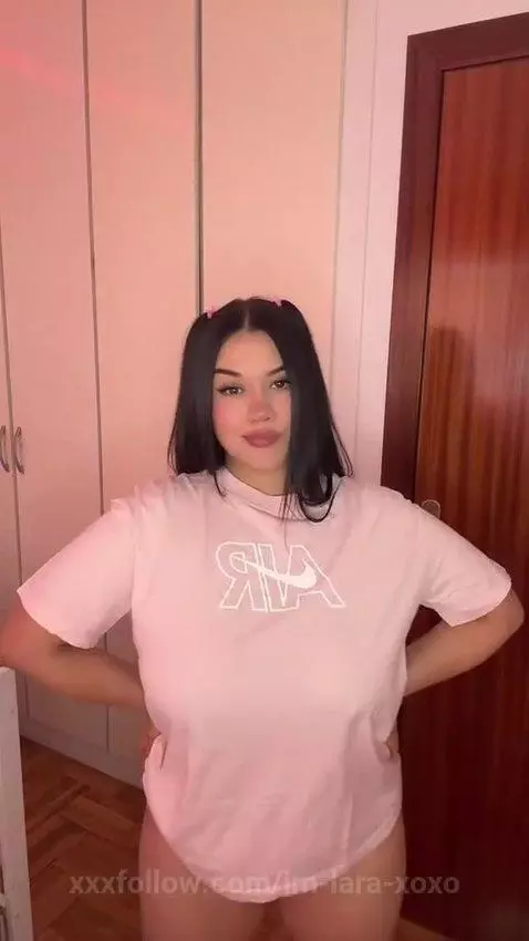 Twerking!! by im-lara-xoxo