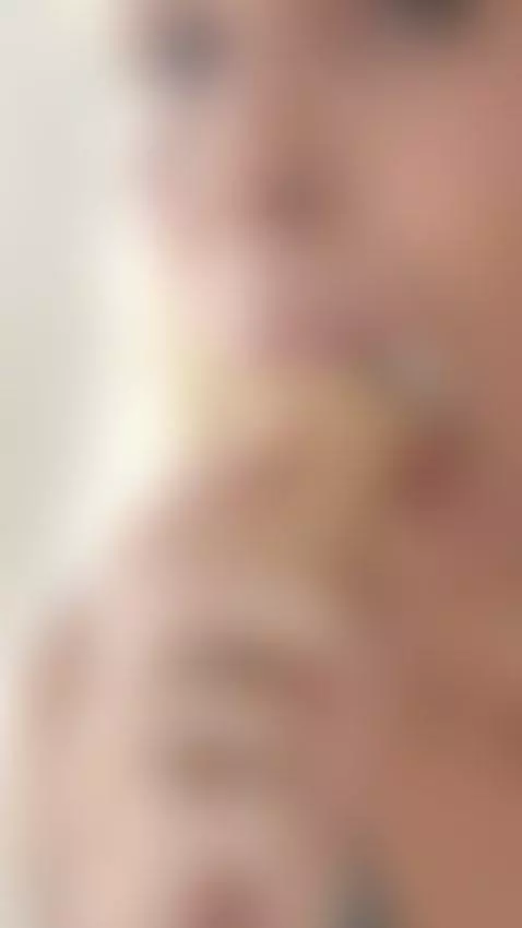 subscribe to get more by veroalva