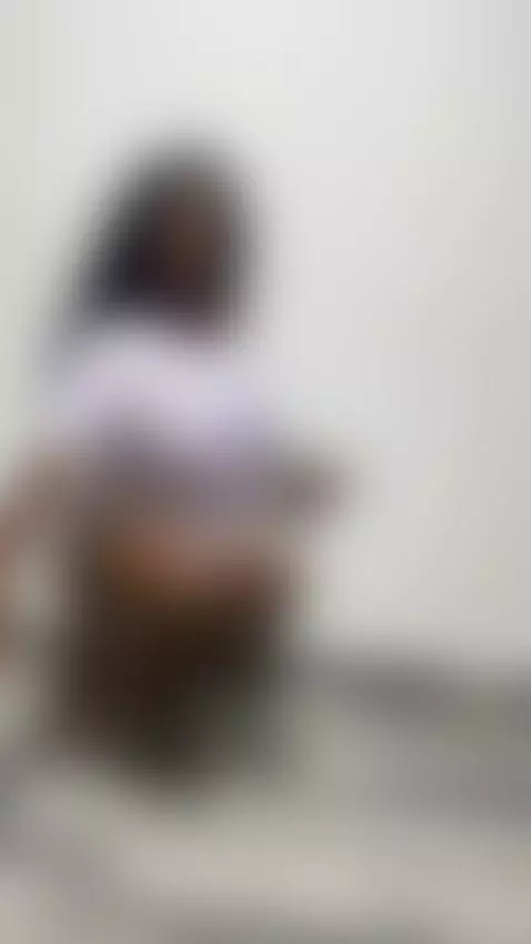 I want to walk with your shirt after sweating a lot in bed..... by annyosorio07