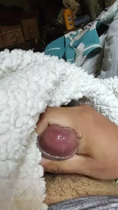 buenos diaaaaas hoy la tengo bien dura y lubricada by sexy-alexander