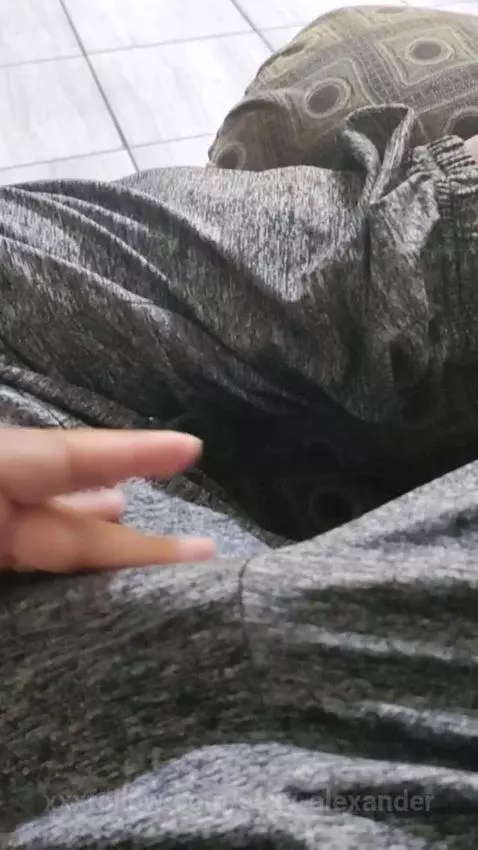 solp en casa, es tiempo de manosearme en la sala by sexy-alexander